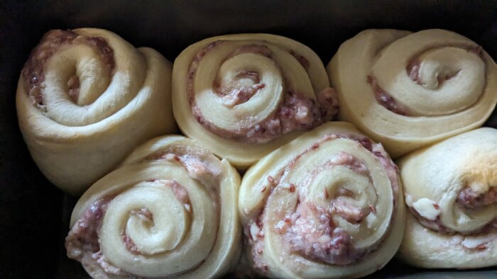 raspberry cream cheese rolls