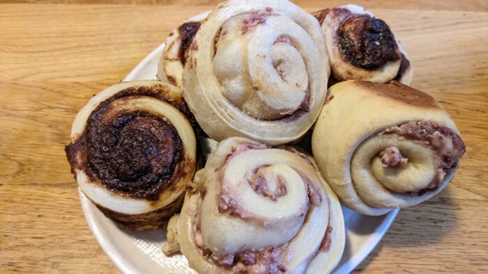 cinnamon apple and raspberry cream cheese rolls, two alternatives to traditional cinnamon rolls