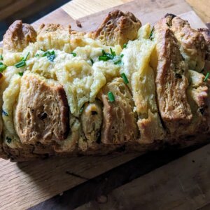 garlic and Chive pull Apart sourdough Biscuit bread