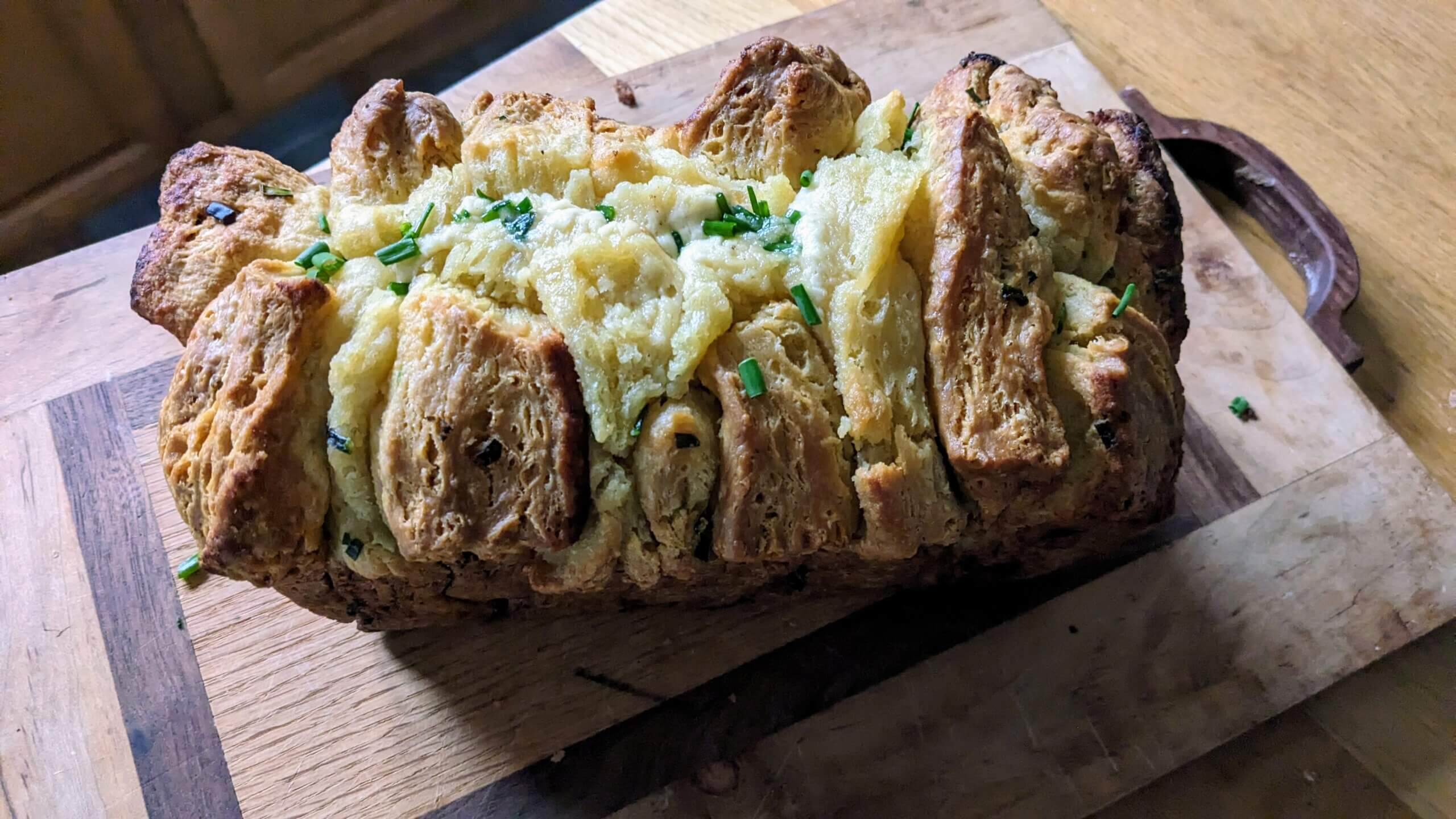 garlic and Chive pull Apart sourdough Biscuit bread