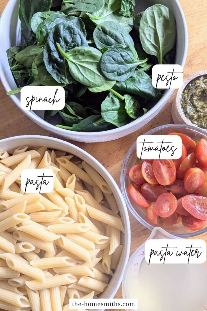 Pesto and Tomato Pasta ingredients